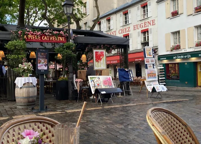 8 Place Du Tertre