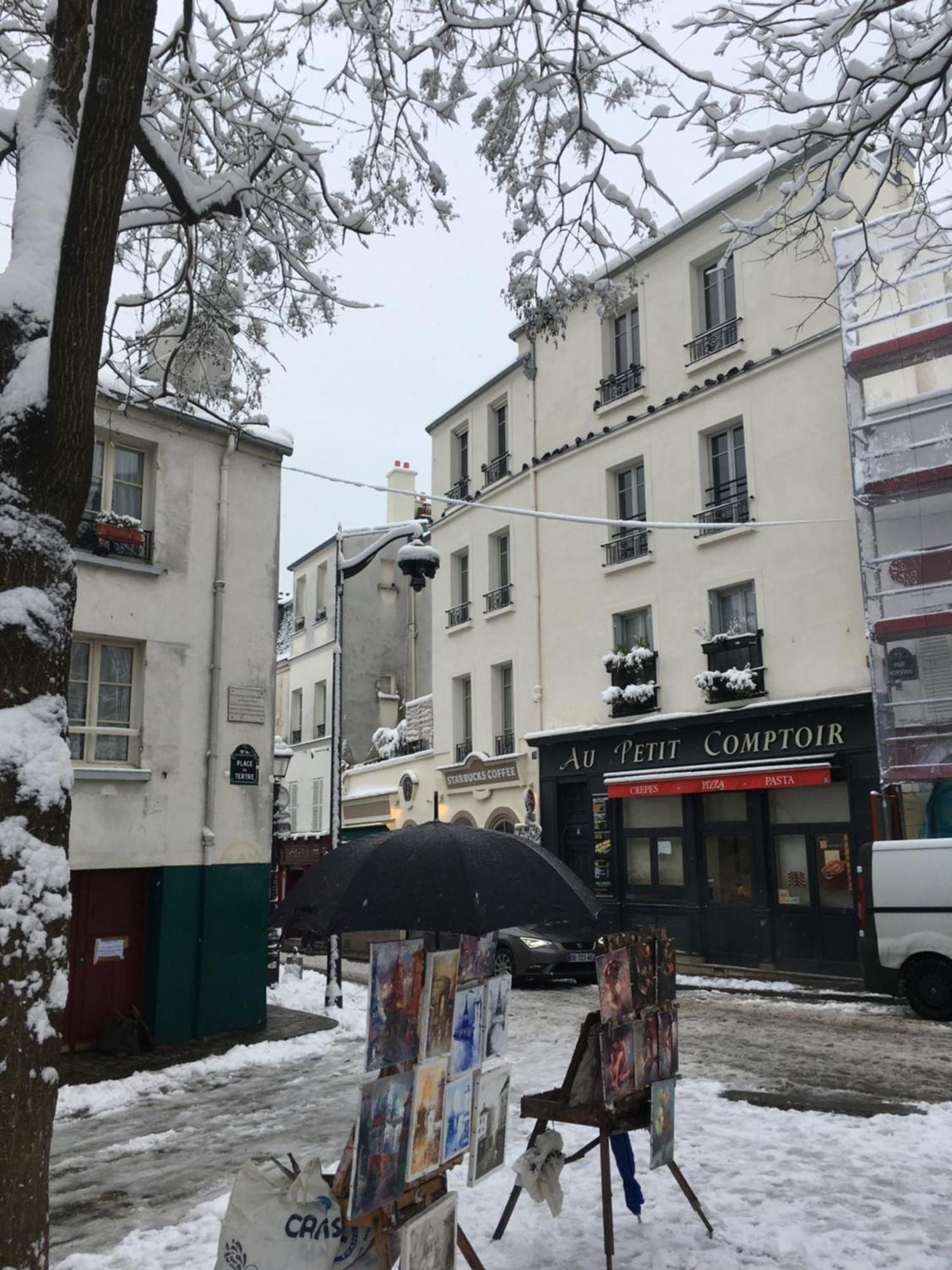 8 Place Du Tertre Paris